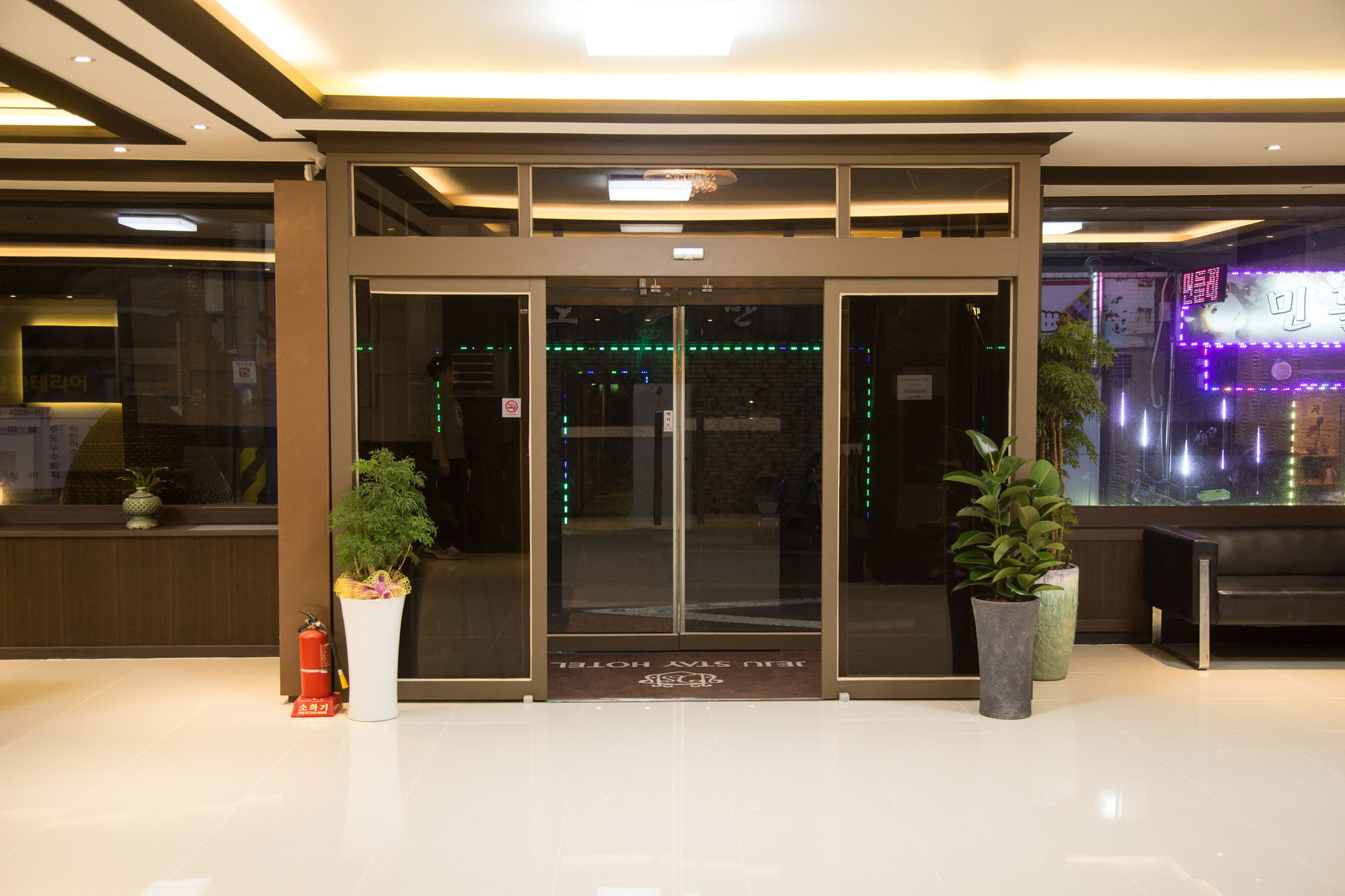 Jeju Stay Hotel Exterior foto
